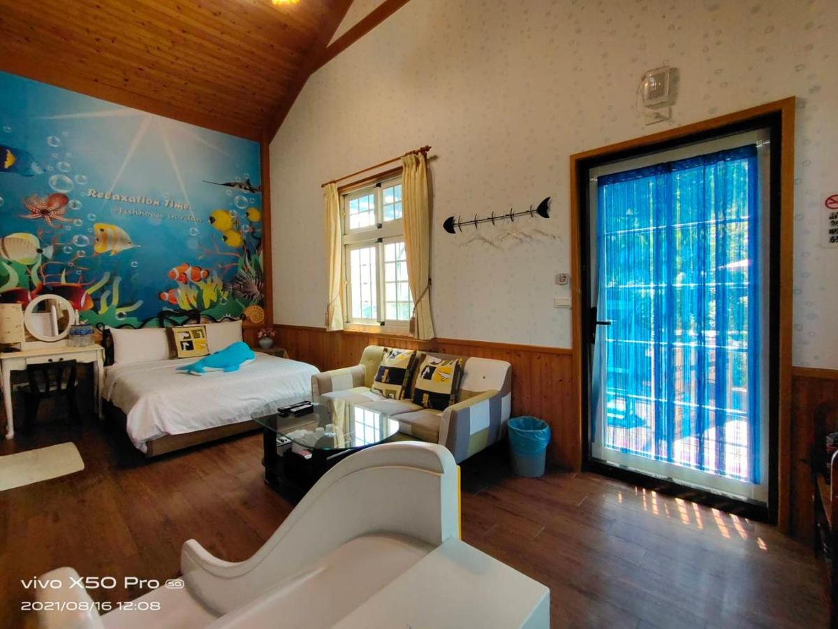 Fish House 宜蘭獨棟別墅 戲水池 生態diy 安農溪自行車 Lägenhet Dongshan  Exteriör bild